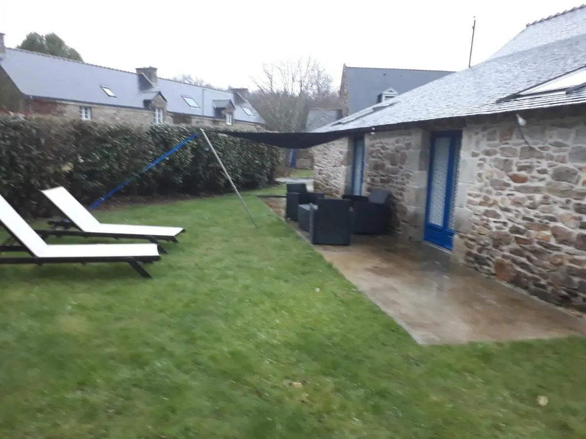 Studio En Campagne La Chapelle-Neuve  Holiday home